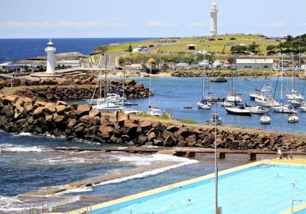 The Wollongong Lighthouses